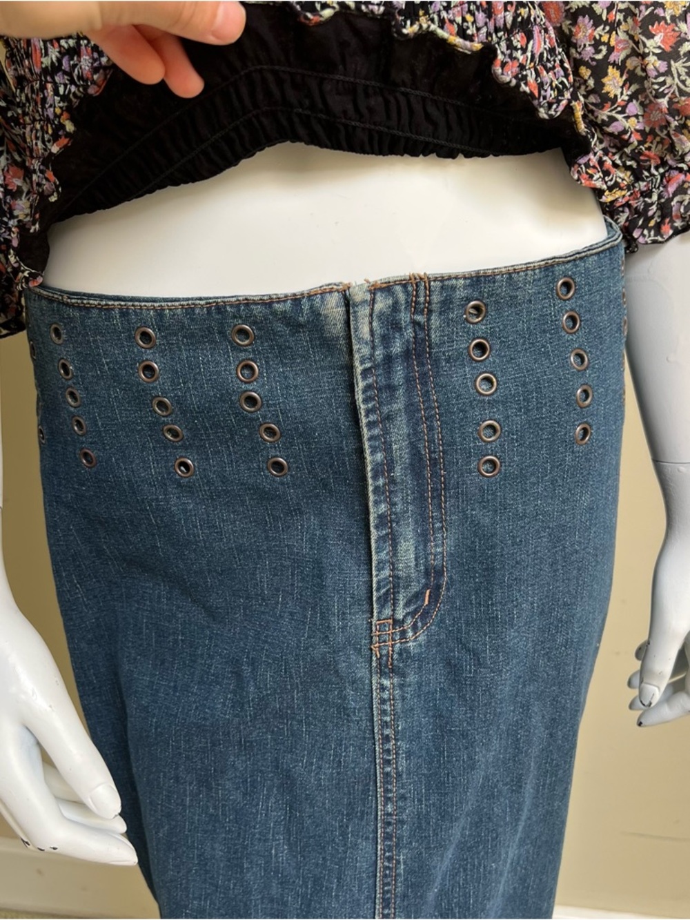 Vintage Denim Maxi Skirt - Picture 6 of 7